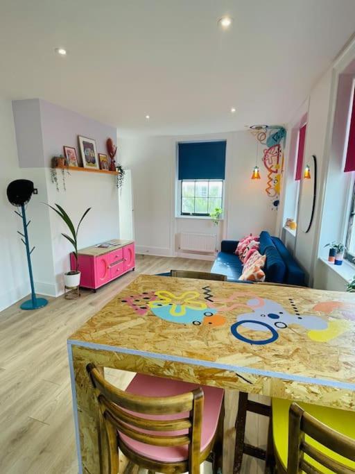 Colourful Apartment In Margate KENT Luaran gambar
